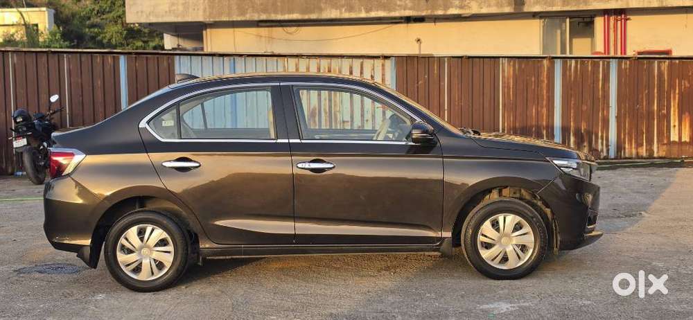 Honda Amaze, 2022, Petrol