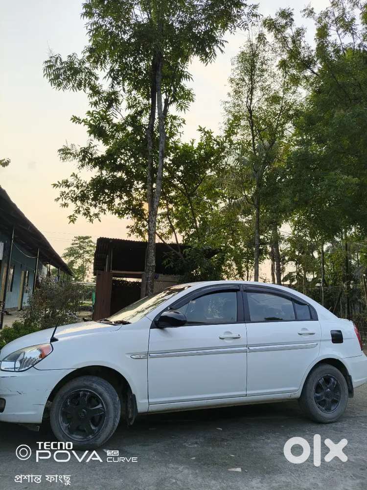 Hyundai Verna 2009 Petrol 60000 Km Driven