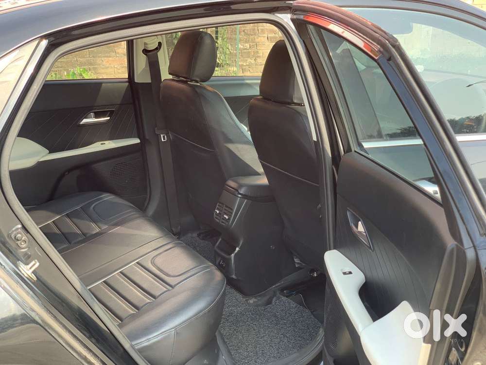 Hyundai Verna Sx 1.5 Turbo Petrol Mt Dual Tone, 2024, Petrol