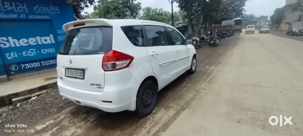 Maruti Suzuki Ertiga 2015