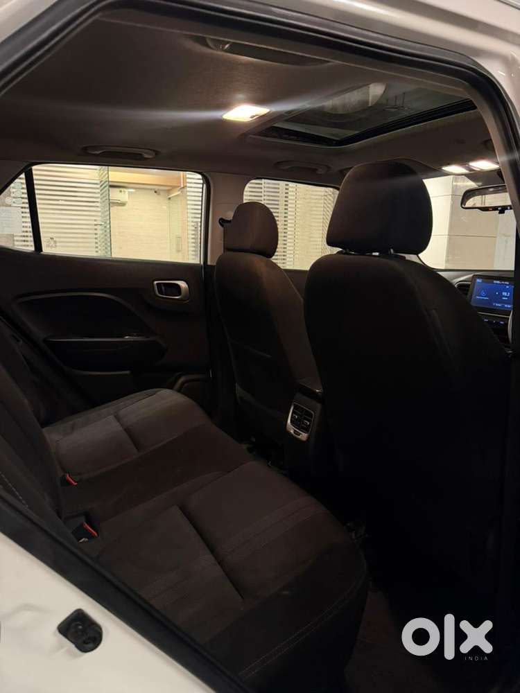 Hyundai Venue 1.0 Sx (o) Turbo Dct, 2020, Petrol