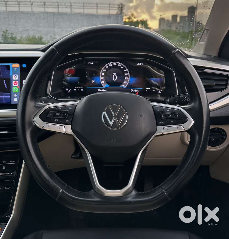 Volkswagen Virtus 1.0 Topline Tsi At, 2023, Petrol
