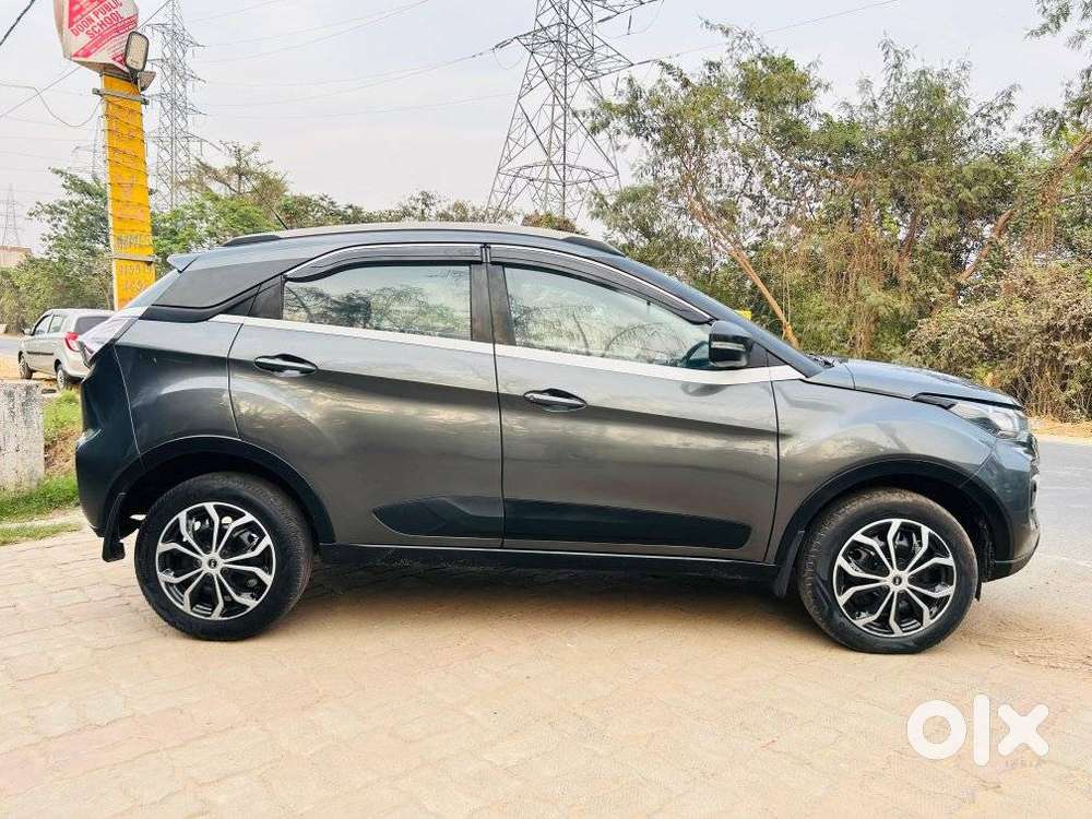 Tata Nexon 1.5 Revotorq Xm (s), 2021, Diesel