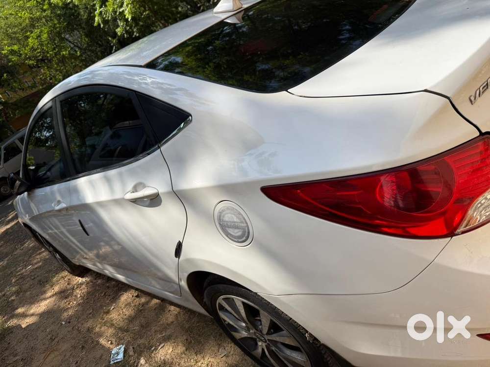 Hyundai Fluidic Verna 2014 Petrol 40000 Km Driven