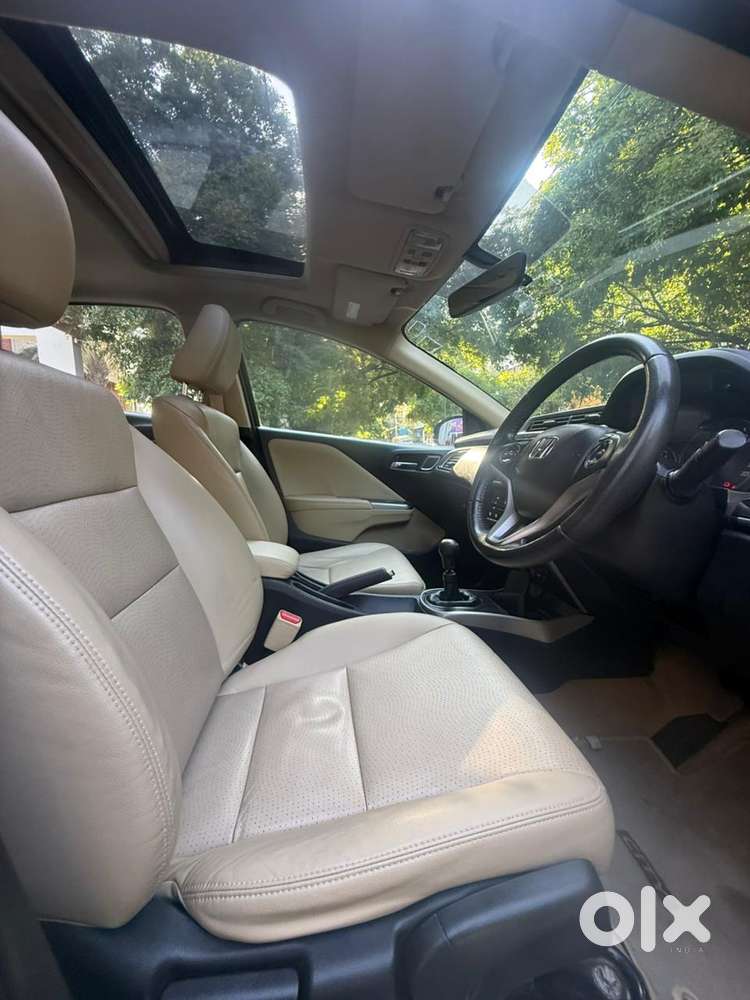 Honda City 1.5 V 5th Gen I-vtec Mt, 2017, Petrol