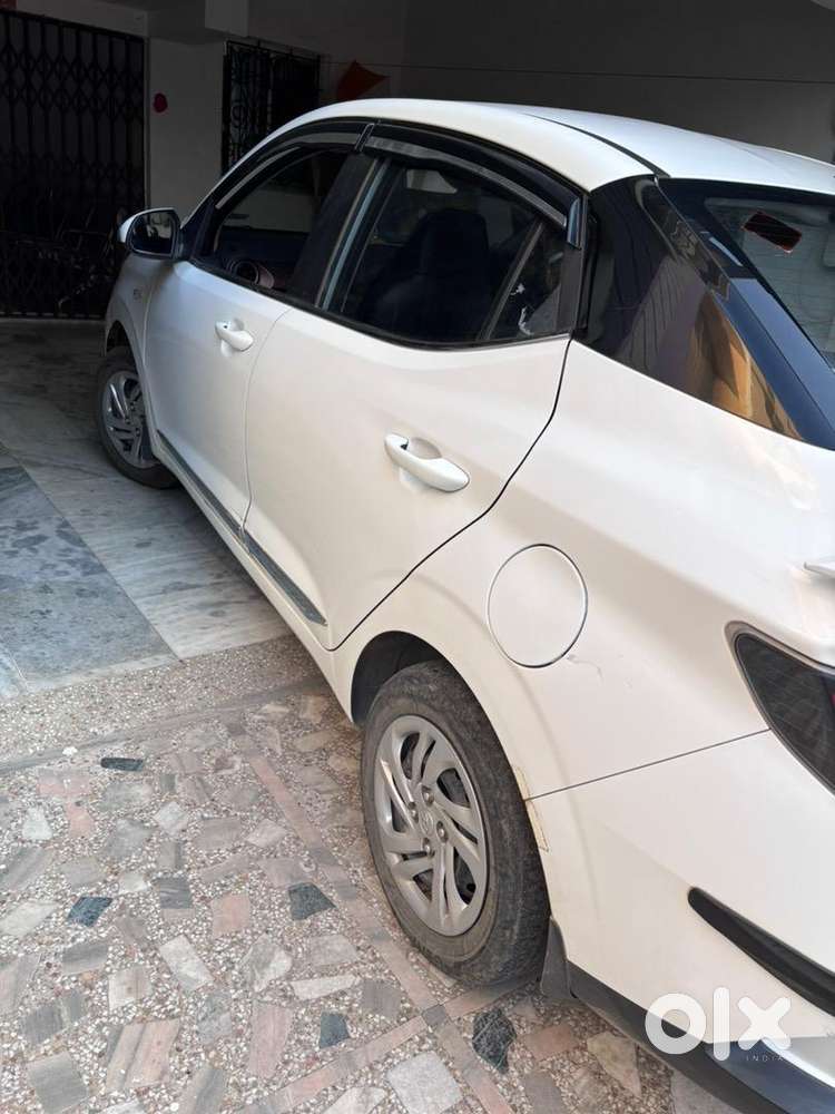 Hyundai Aura 2022 Cng & Hybrids Well Maintained
