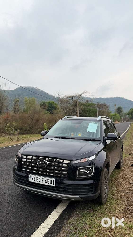 Hyundai Venue 2025 Petrol Good Condition