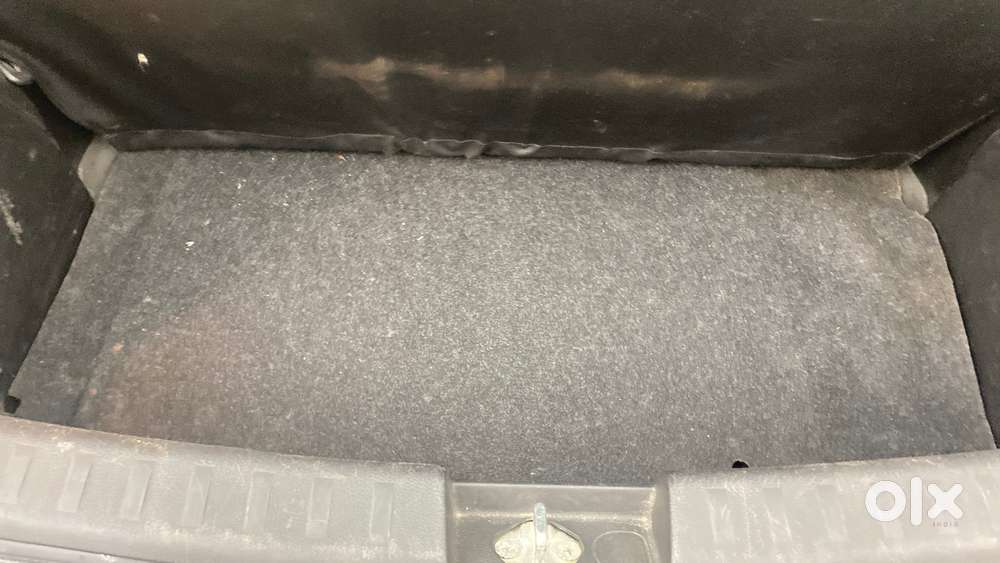 Maruti Suzuki Swift Zxi, 2013, Petrol