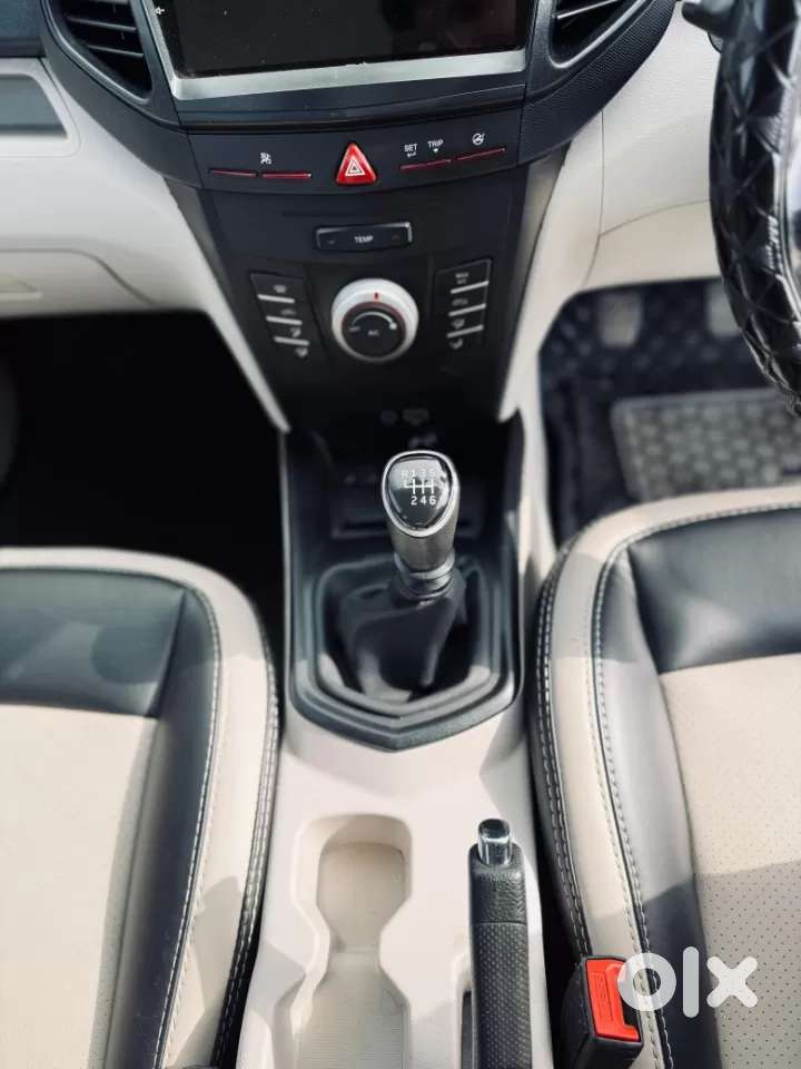 Mahindra Xuv300 W6 Diesel, 2023, Diesel