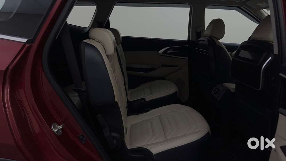 Kia Carens 1.5 Luxury Plus Diesel 6 Str, 2022, Diesel