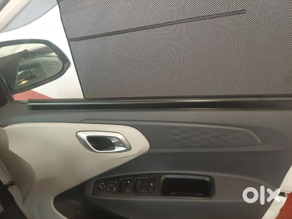 Hyundai Aura 2025 Cng & Hybrids 14000 Km Driven