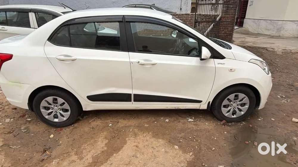 Hyundai Xcent 2016 Cng & Hybrids Well Maintained