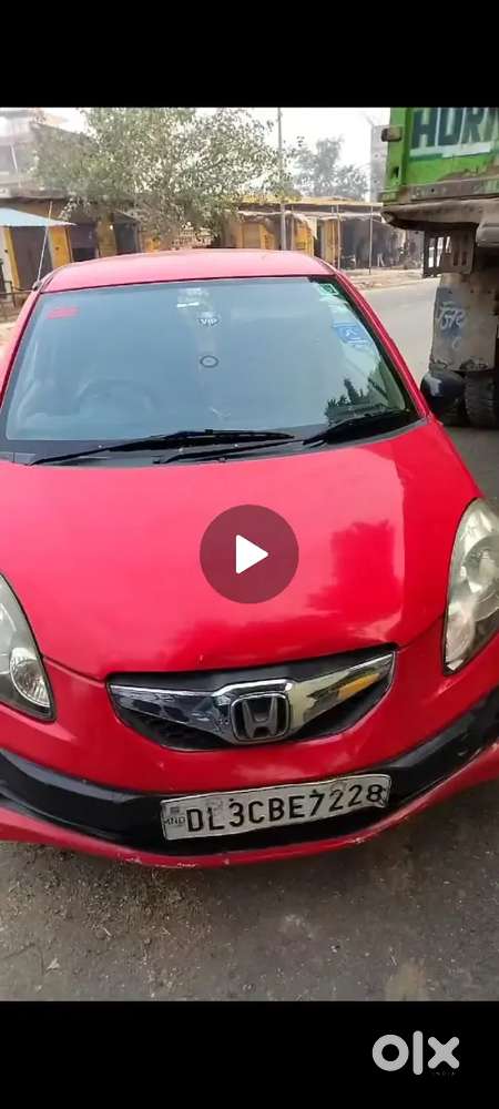 Hunda Brio H 2012 Hai August Ki 1.5 Year Hai Gaadi Ke