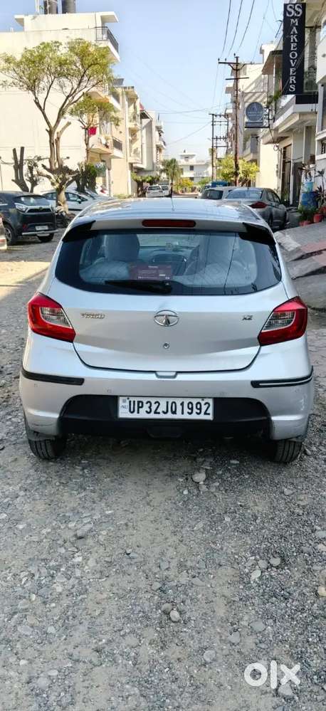 Tata Tiago Revotron 2018