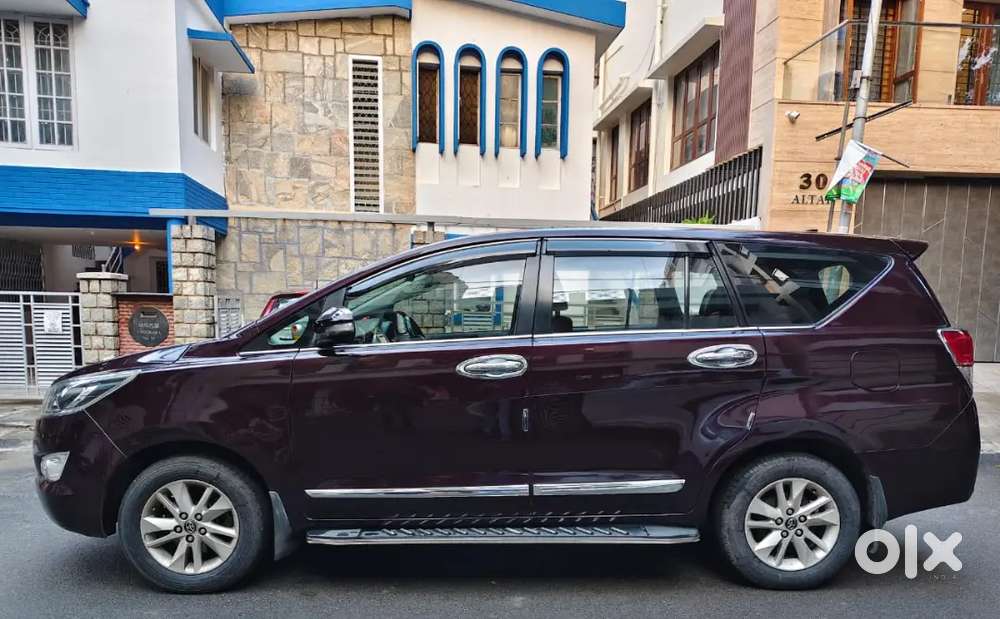 Toyota Innova Crysta 2016