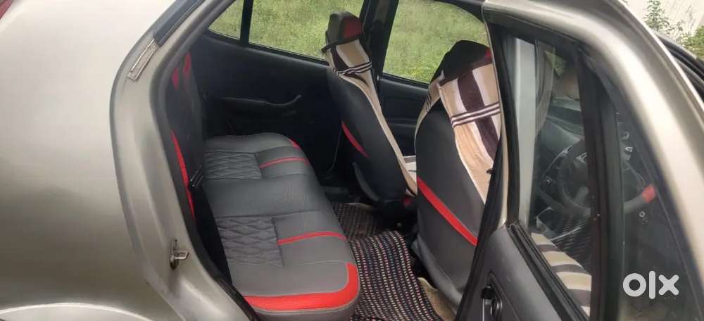 2011 Tata Indica V2