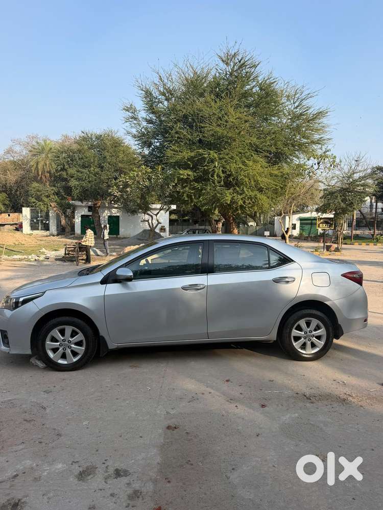 Toyota Corolla Altis 1.8 G, 2016, Petrol