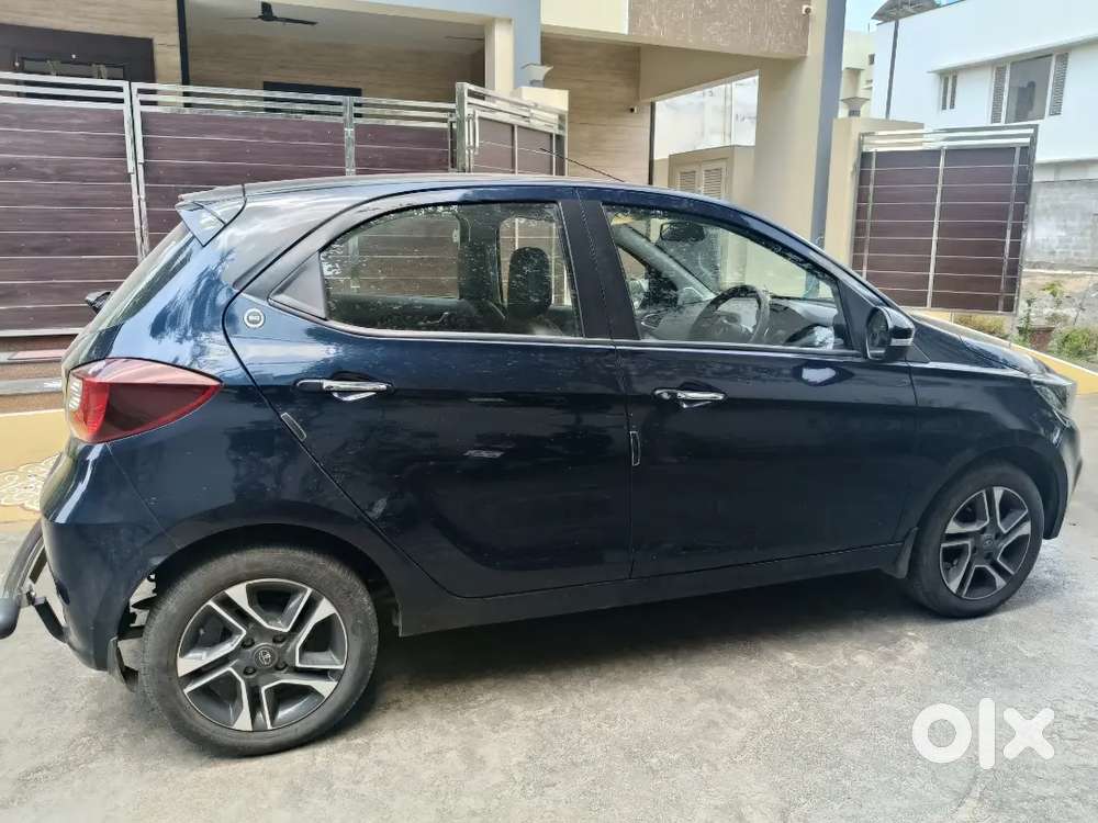 Tata Tiago 2023 Petrol Automatic 23600 Km Driven