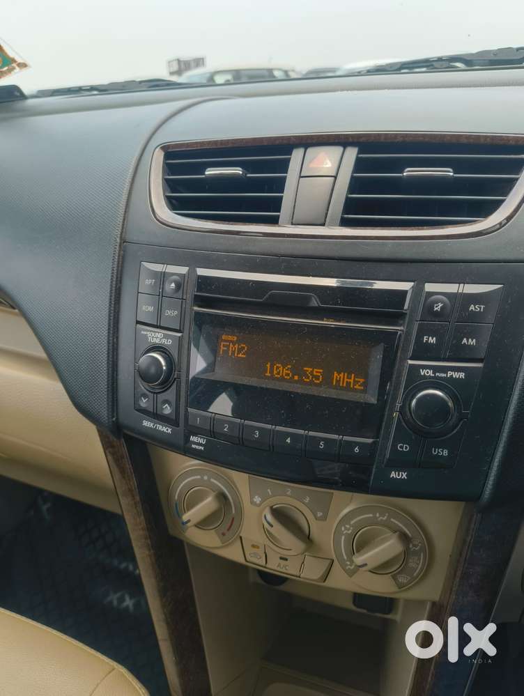 Maruti Suzuki Dzire 1.2 Vxi, 2016, Petrol