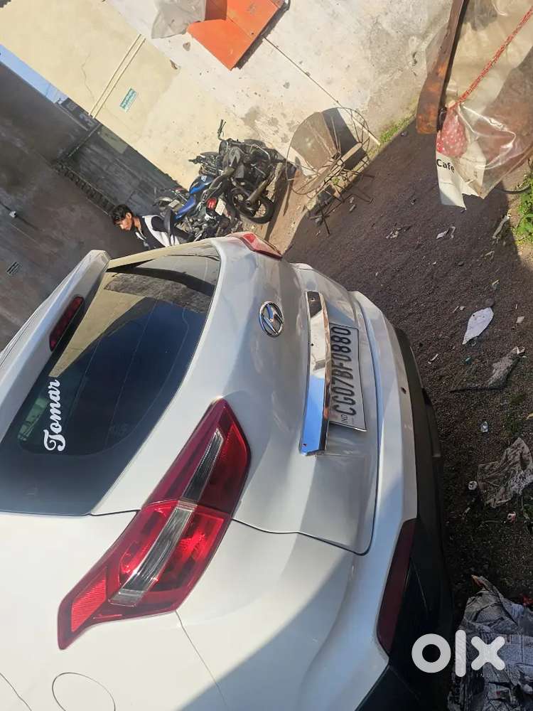 Hyundai Creta Facelift 2017 Singal Hand Use