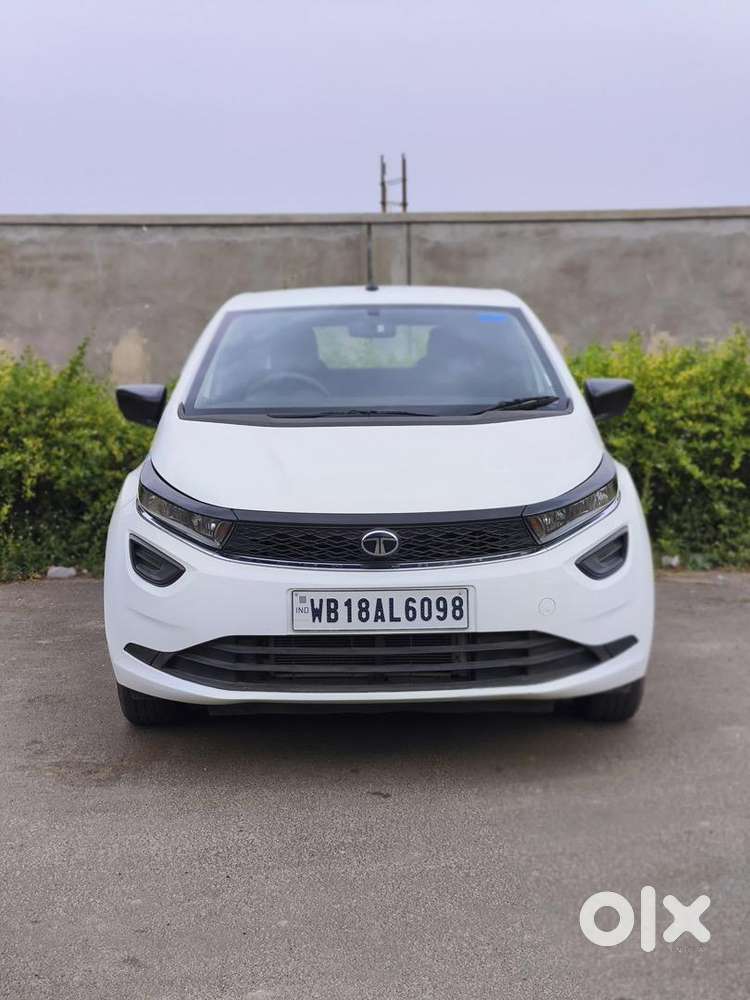 Tata Altroz 2024 Petrol 7347 Km Driven