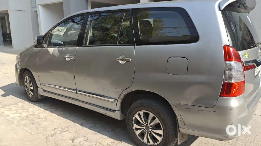 Toyota Innova Diesel (2016) Model And 85343 Kms Driven