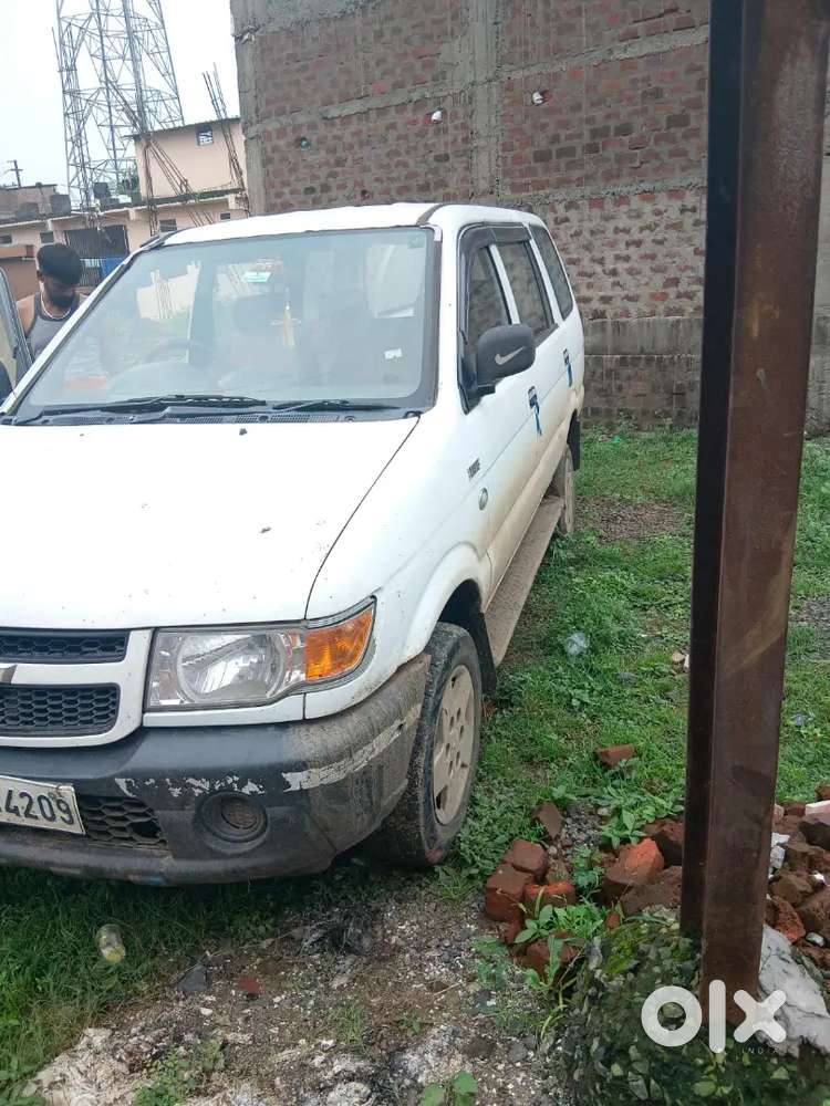 Chevrolet Tavera Ls B3 2016