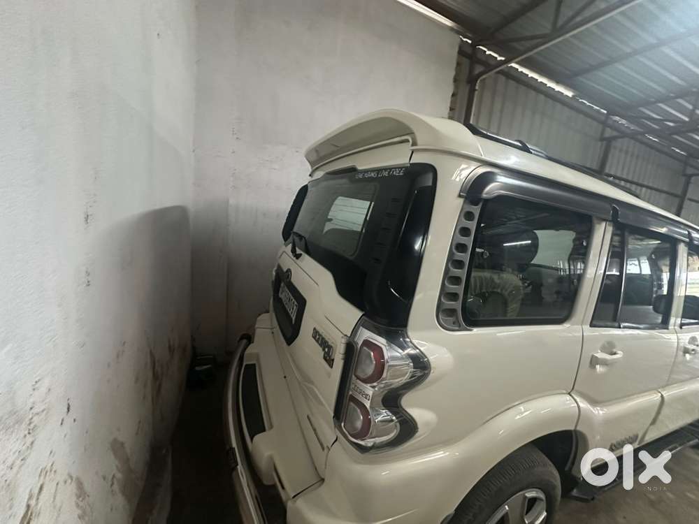 Mahindra Scorpio Diesel 2017