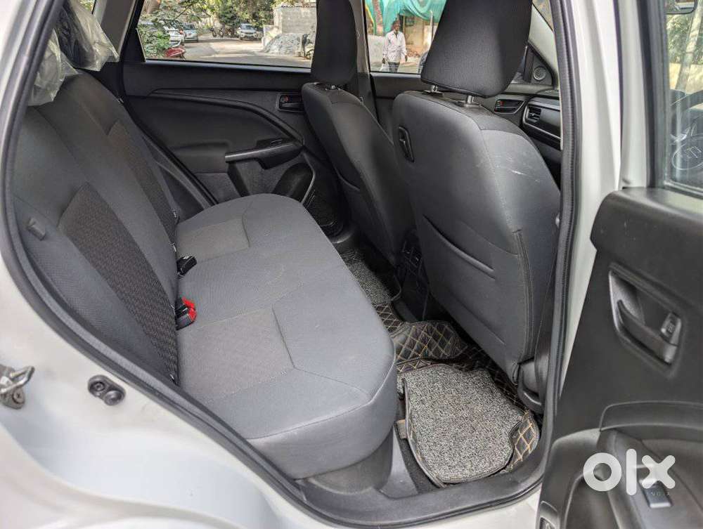 Maruti Suzuki Brezza 1.5 Vxi Smart Hybrid, 2023, Petrol