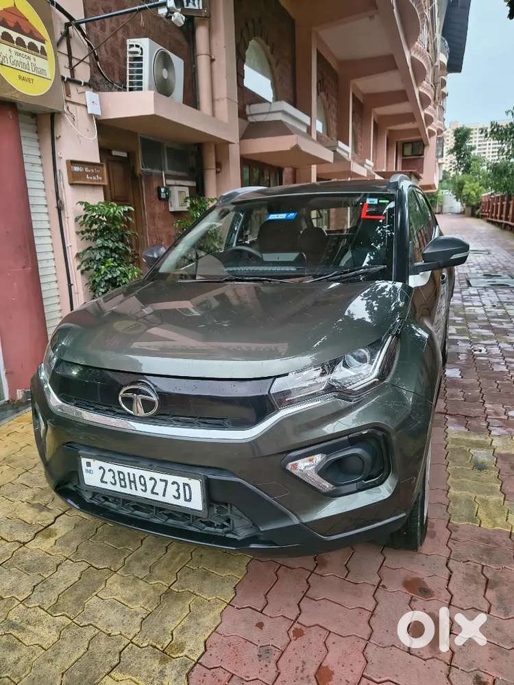 Tata Nexon 2023 Petrol Automatic