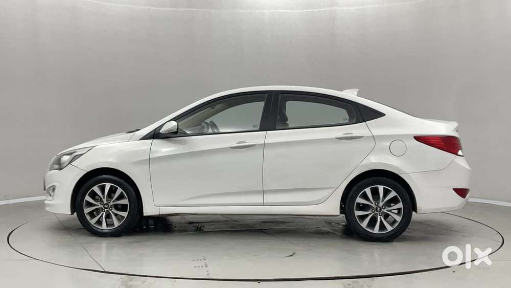 Hyundai Verna 1.6 Sx Vtvt, 2016, Petrol
