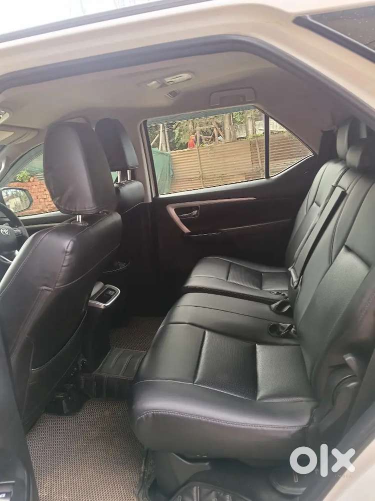 Toyota Fortuner Legender 2022 Diesel Manual