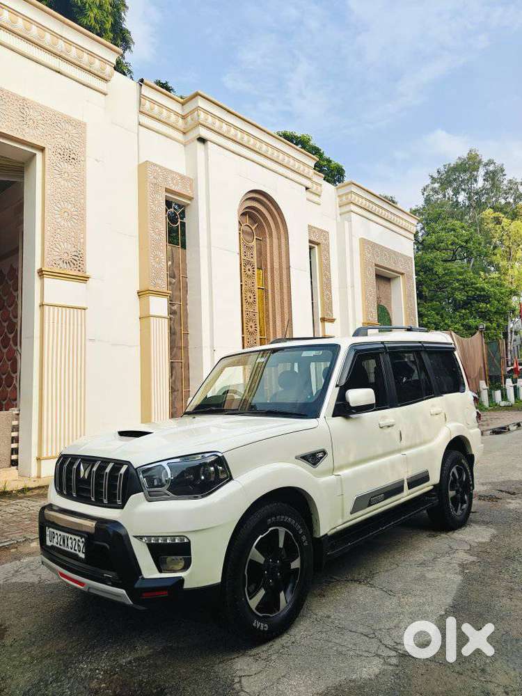 Mahindra Scorpio Classic 2.2 S 11 Mt 7 Str, 2023, Diesel