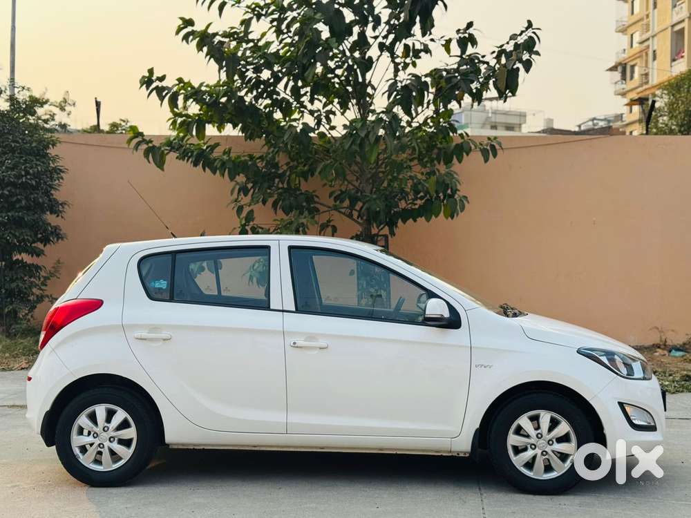Hyundai I20 Sportz 1.2 Bs-iv, 2012, Petrol
