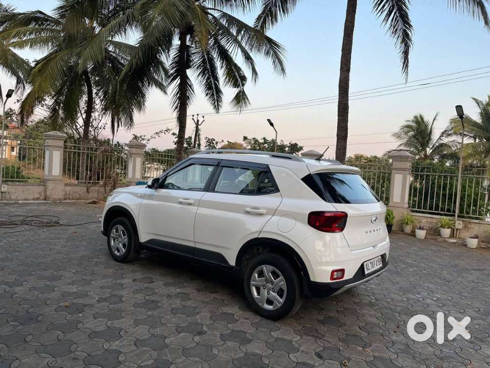 Hyundai Venue S 1.2 Petrol, 2020, Petrol