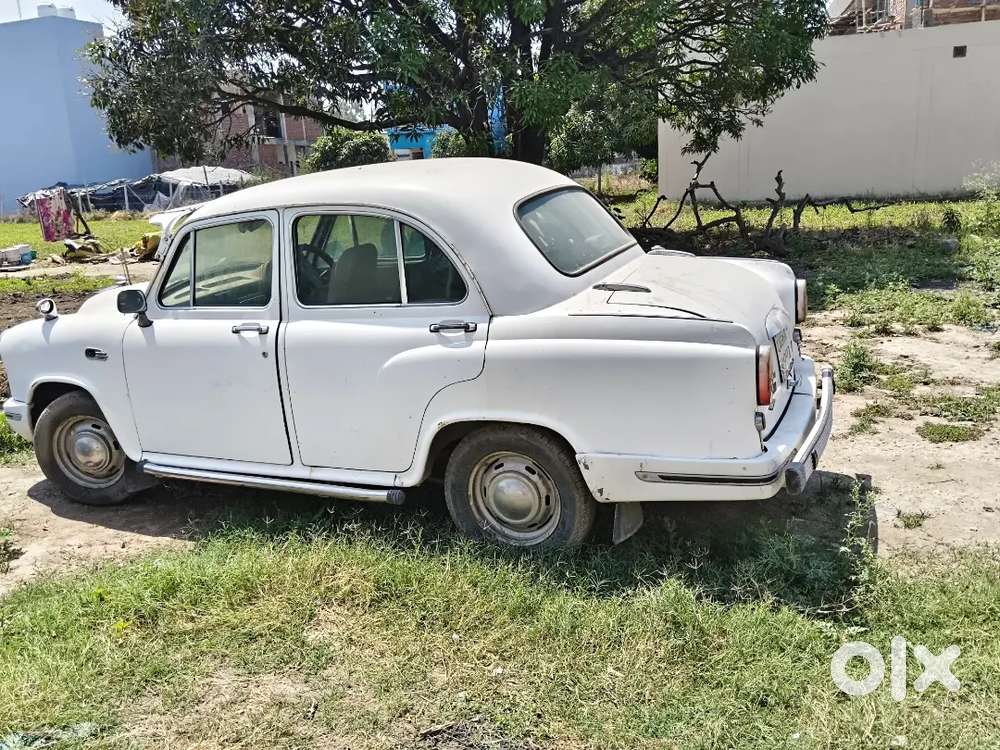 Ambassador Classic 2011 Petrol Manual