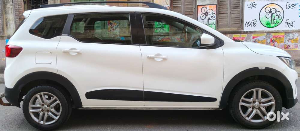 Renault Triber Rxz, 2021, Petrol