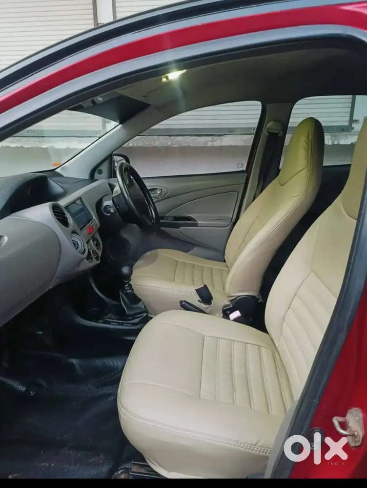 Toyota Etios Liva 2012