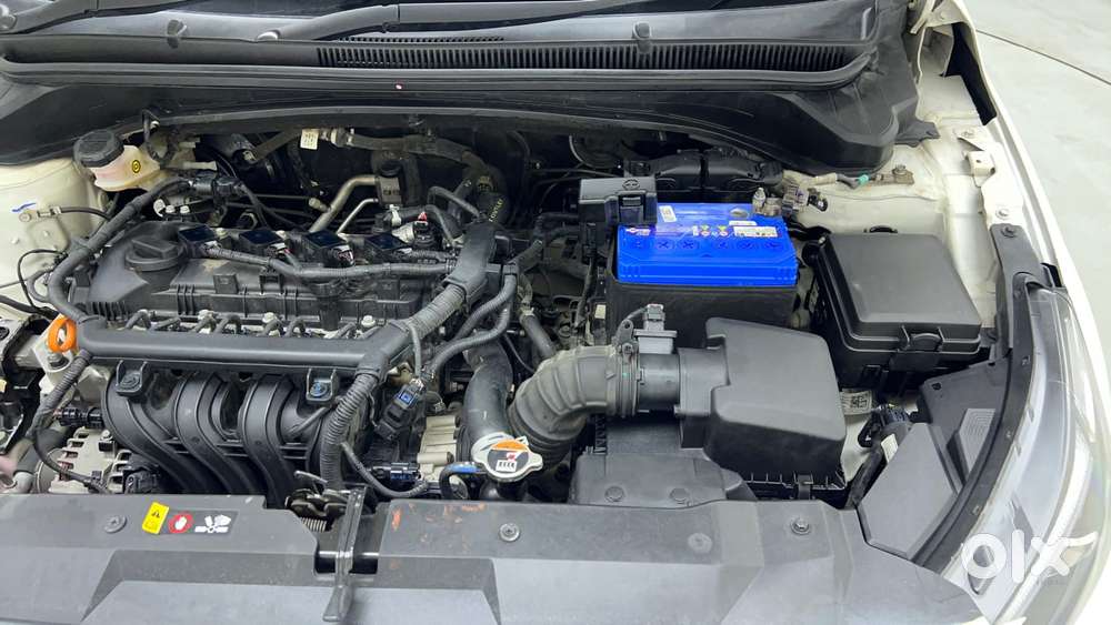 Hyundai I20 Asta (o) 1.2 Ivt, 2023, Petrol