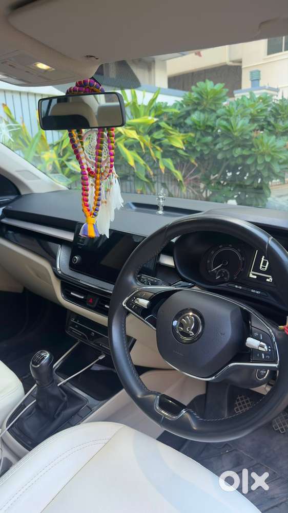 Skoda Slavia Petrol 2024