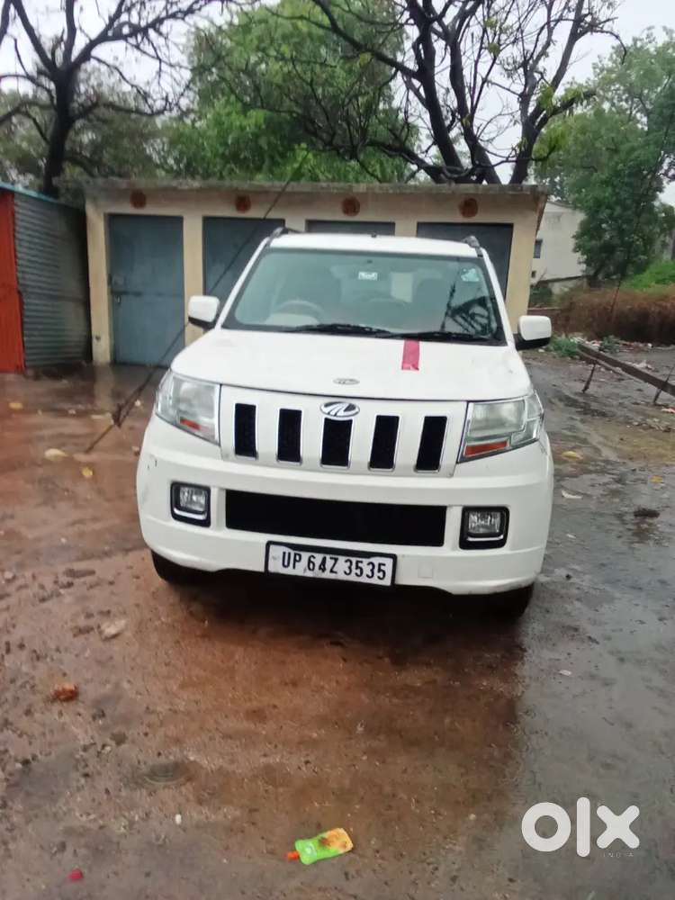 Mahindra Tuv 300