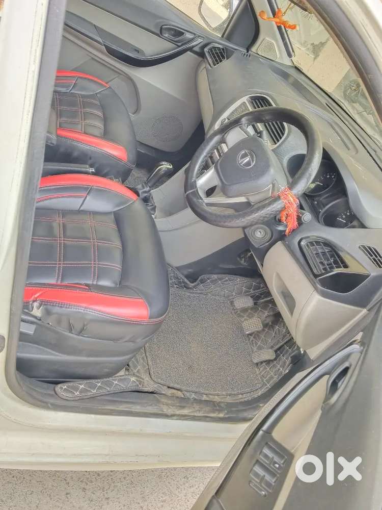 2 Gadi H Parking Issue H Islye Sale Krra Hu Bhot Achi Gadi H