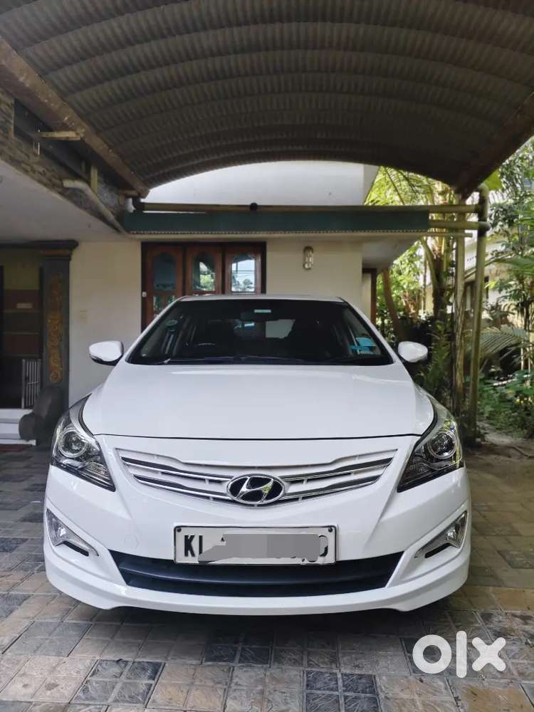 Hyundai Verna 2015 Fluidic Showroom Condition