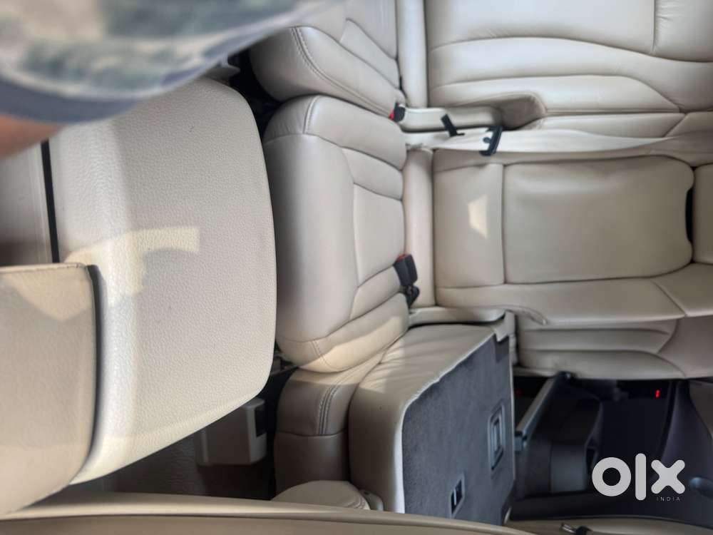 Audi Q7 Pearl White 2016