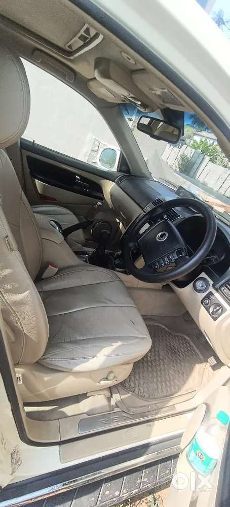Mahindra Rexton 2015 Diesel 64000 Km Driven