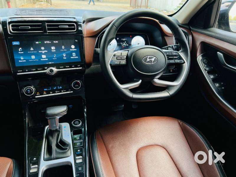 Hyundai Alcazar 2.0 Signature (o) Petrol At 6 Str, 2022, Petrol