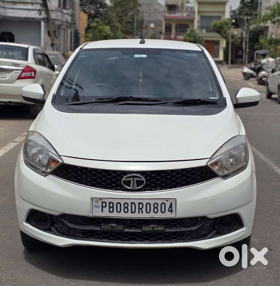 Tata Tiago Xe, 2016, Petrol