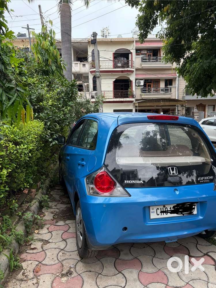 Honda Brio Petrol 2012