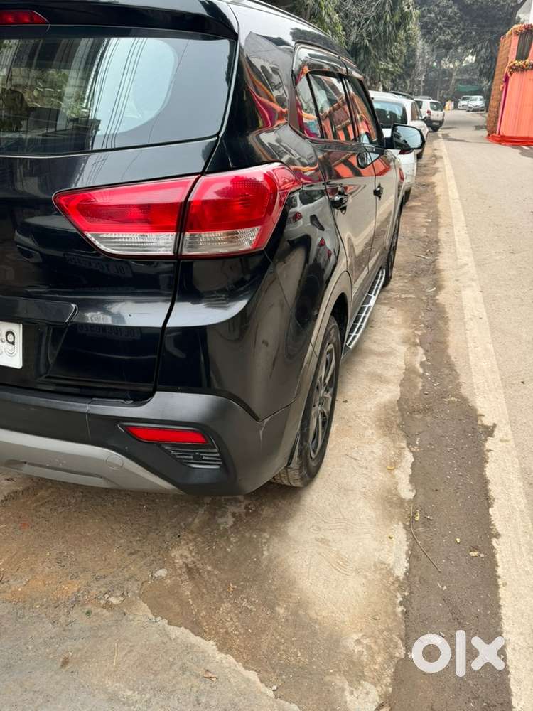 Hyundai Creta Black Diesel Dl Registered 2018- Self Use Driven