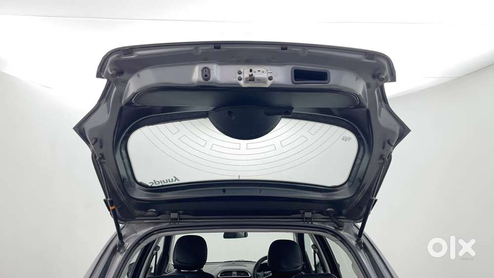 Tata Tiago Xza, 2021, Petrol